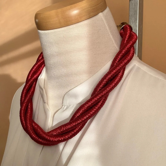 VINTAGE Red Twisted Rope Choker Statement Necklace - Picture 3 of 9
